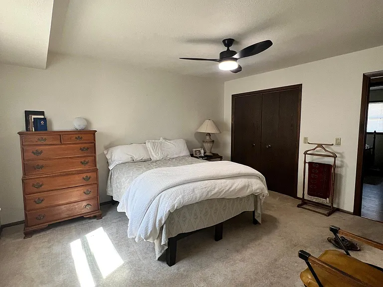 1819 Senter Ave — Photo 9