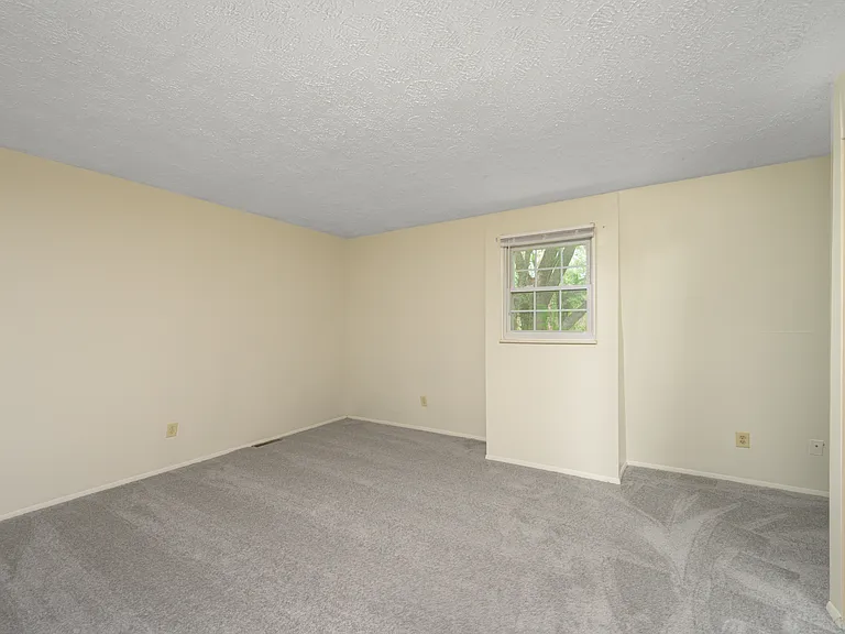 136D Valeside Ave NE — Photo 10