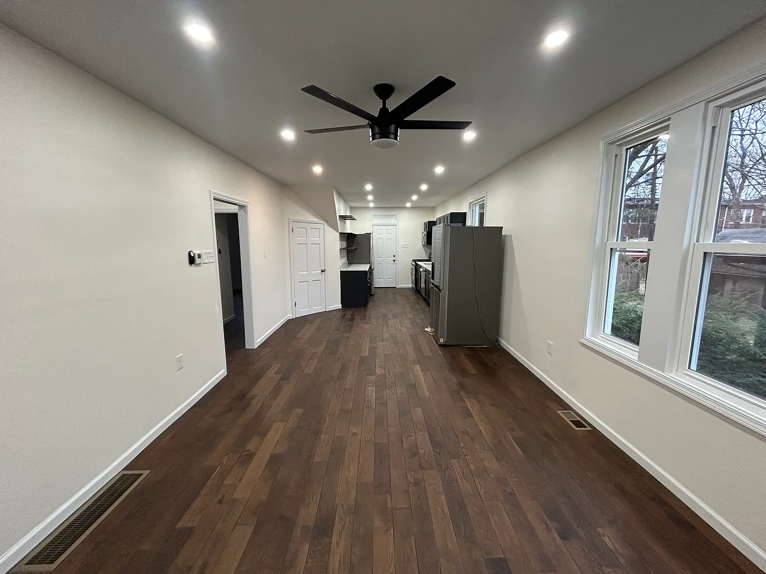 1 bed, $2,100 — Photo 4