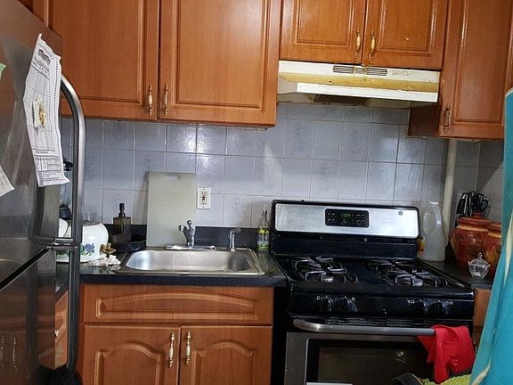 4th image of 61-25 98th St #11F