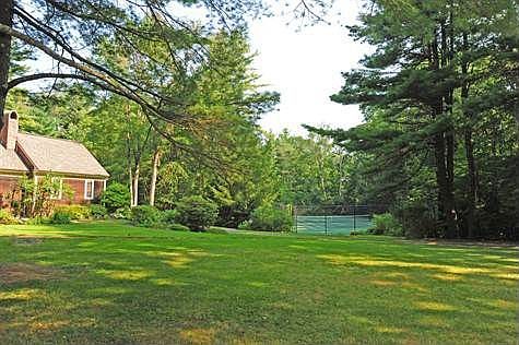 4 view of tennis court