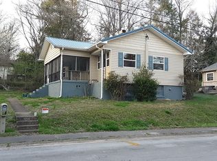 306 W Faunce Rd, Oak Ridge, TN 37830
