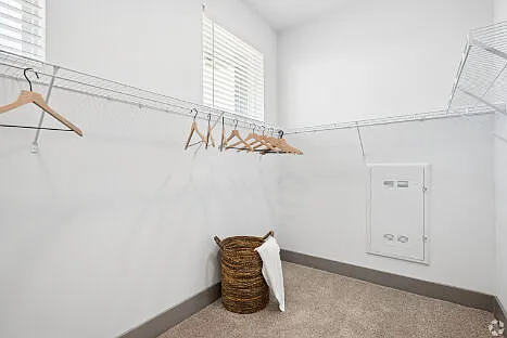 District South — Photo 39