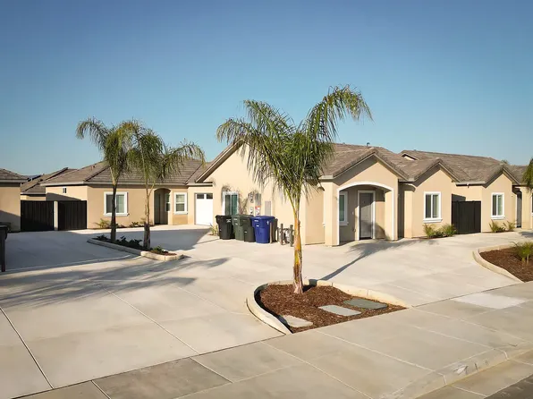 8518 Frankie Lou St #B, Bakersfield, CA 93314