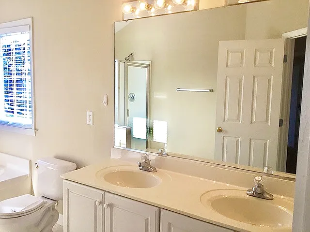 4304 Southern Oak Dr — Photo 11