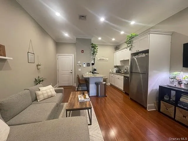 41 Green St #2D — Photo 4