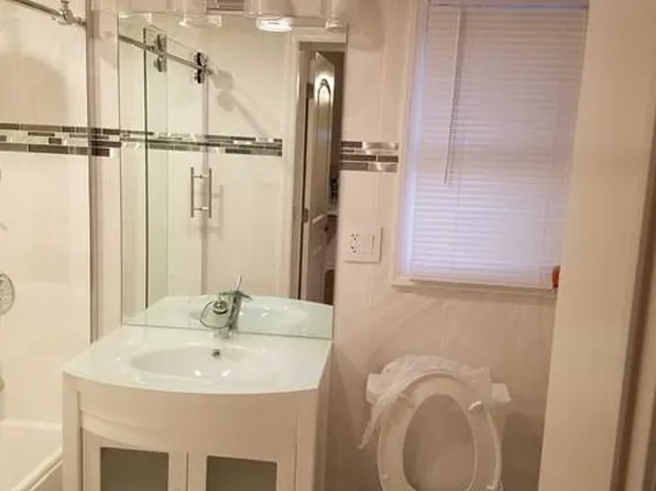 1208 67th Street image 7 of 17