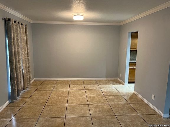 4th image of 3650 Mapleton St