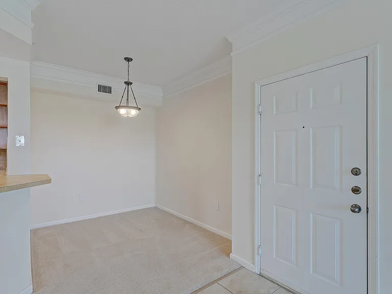9303 Myrtlewood Cir W — Photo 45