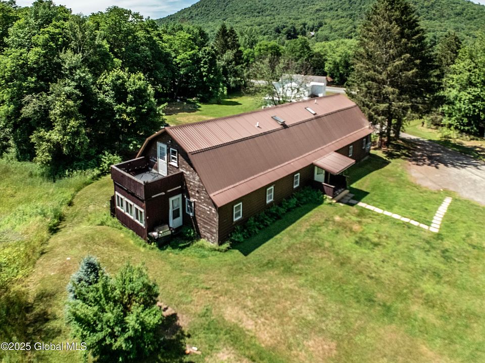 17564 State Route 22, Berlin, NY 12022 | MLS #202521123 | Zillow