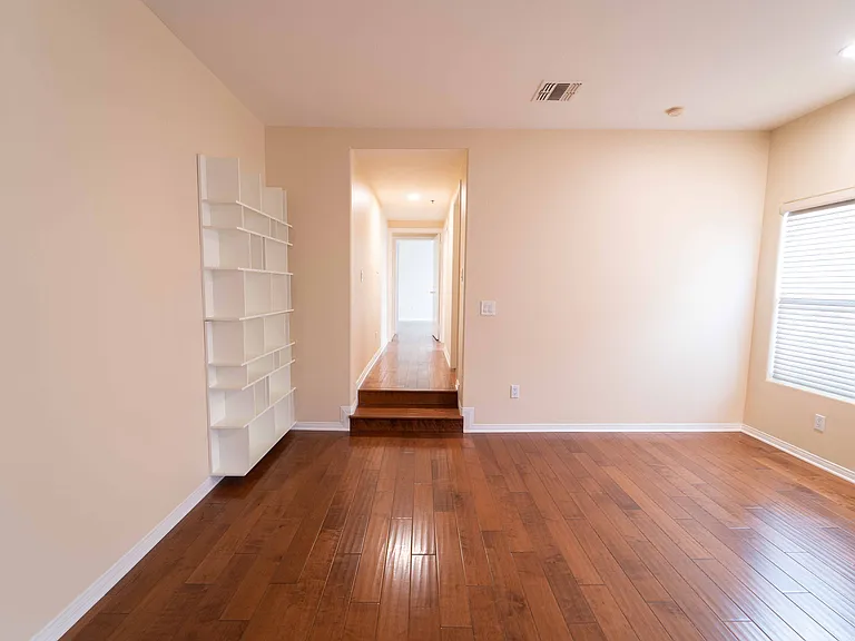 12011 Goshen Ave #202 — Photo 30