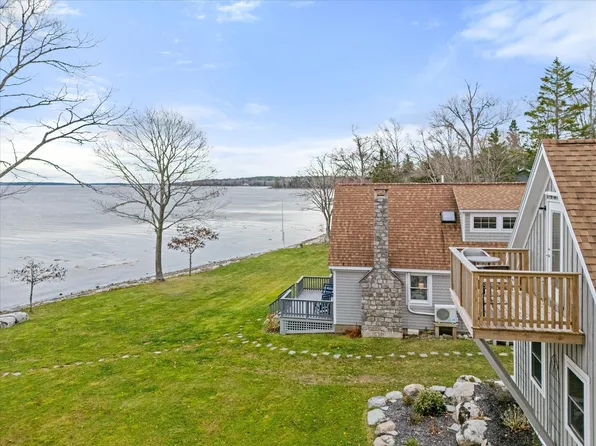 22 Longview Lane, Deer Isle, ME 04627