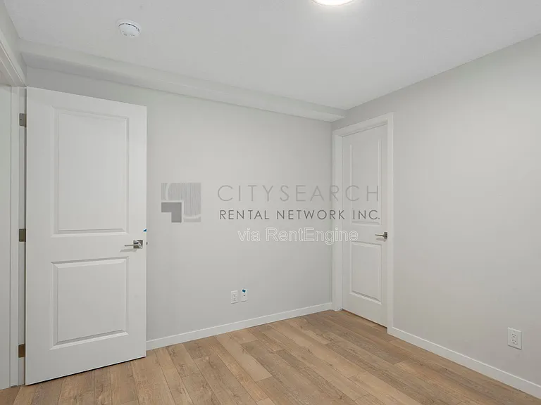 31 Royston Ter NW — Photo 19