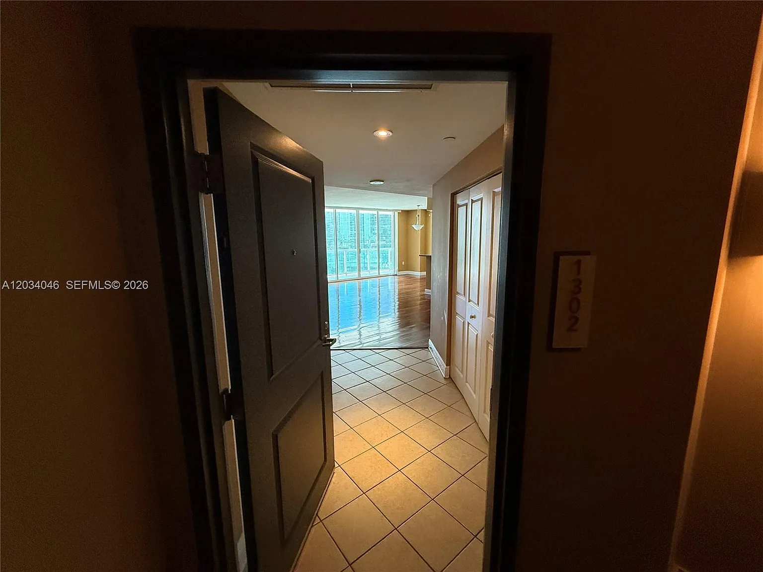 Vue At Brickell Condo — Photo 4
