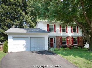 9213 Rockefeller Ln, Springfield, VA 22153