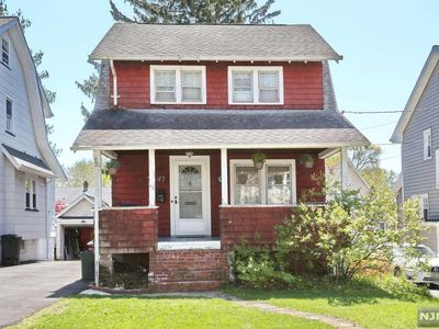 43 Magnolia Ave, Dumont, NJ, 07628