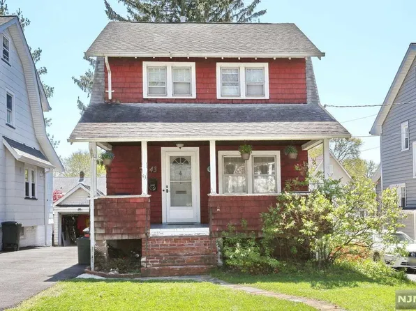 43 Magnolia Ave, Dumont, NJ 07628