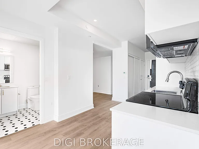 2070 Scott St #604 — Photo 21
