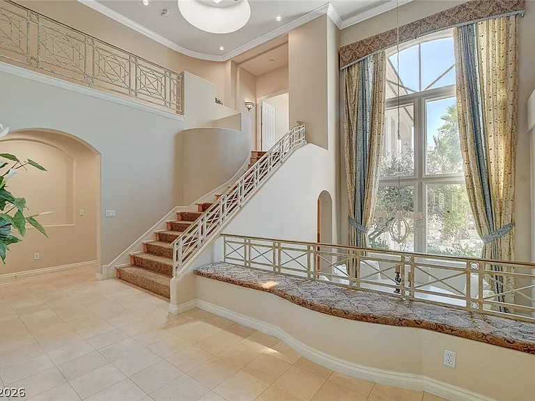 2041 Troon Dr — Photo 5