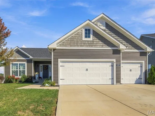 1173 Bloomfield Dr, Eureka, MO 63025