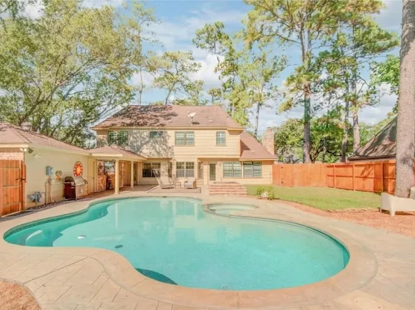 5623 Bermuda Dunes Dr, Houston, TX 77069