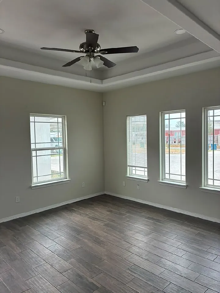 2 bed, 950 sqft, $975 — Photo 3