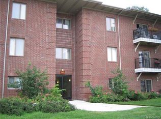 2715 E Maple Rd #1, Birmingham, MI 48009