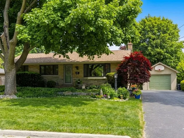 92 Dean Ave, Guelph, ON N1G 1L6