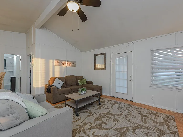 12185 Mimosa Ln — Photo 9