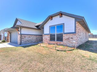 9317 Anaum Ln, Yukon, OK 73099