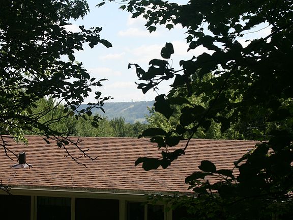 Note Rib Mt above roof