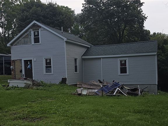 4th image of 37 S Wayne St
