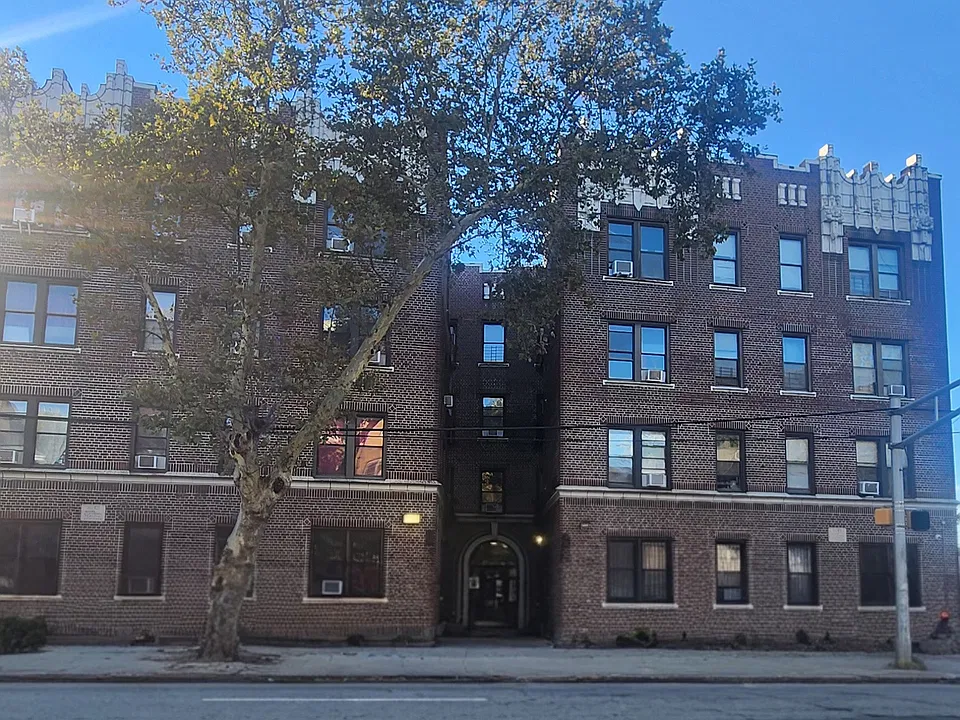 2159 Kennedy Blvd #102