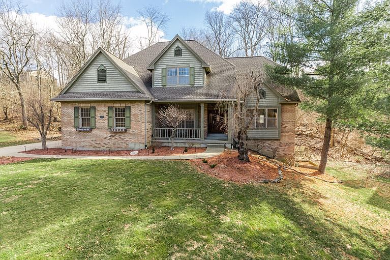 1st image of 810 Ashfield Ct