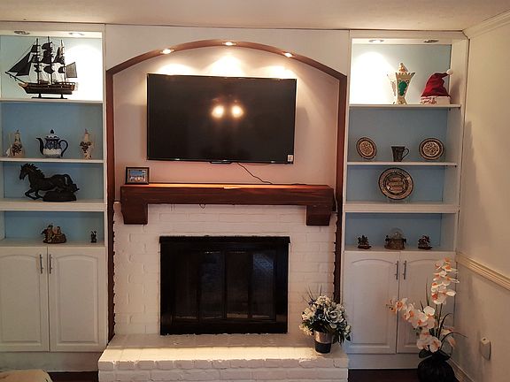 5th image of 6727 Apache Way