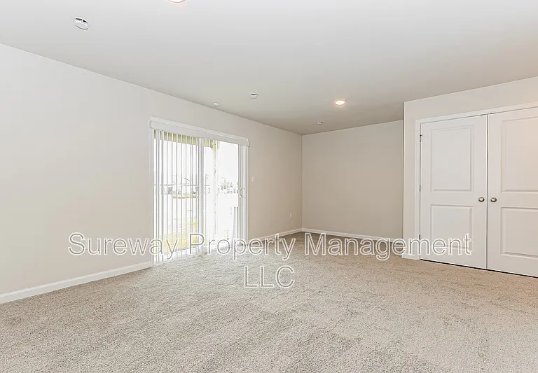 204 Sandy Ridge Rd — Photo 12