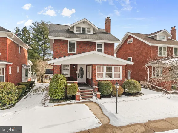 907 27th Ave, Altoona, PA 16601