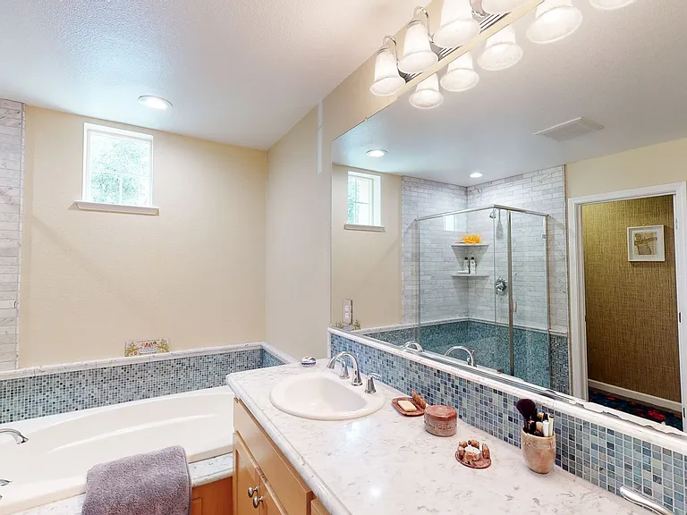 2811 Quarryhill Ave — Photo 15