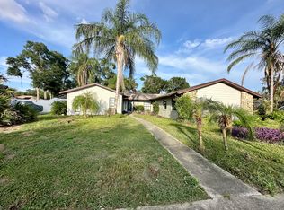 107 Maplewood Dr, Sanford, FL 32771