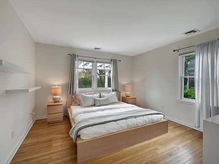 16 Harbor Dr — Photo 10