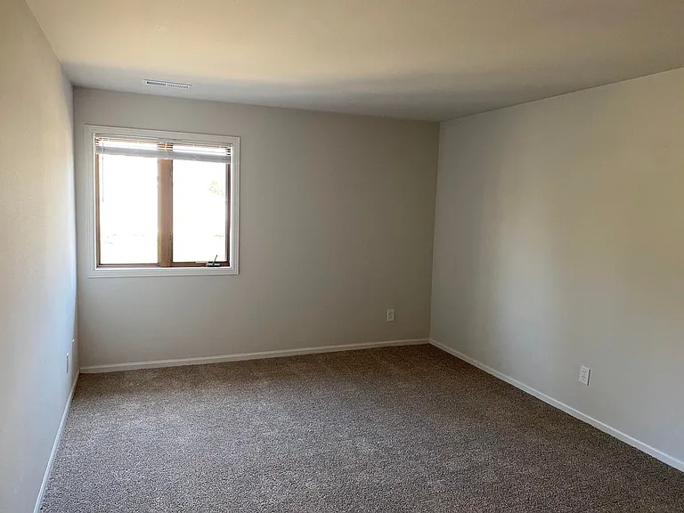 Madison Townhomes — Photo 14