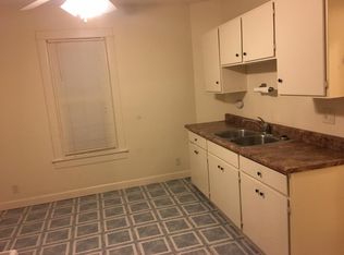 208 N Myers St APT C, Eureka, IL