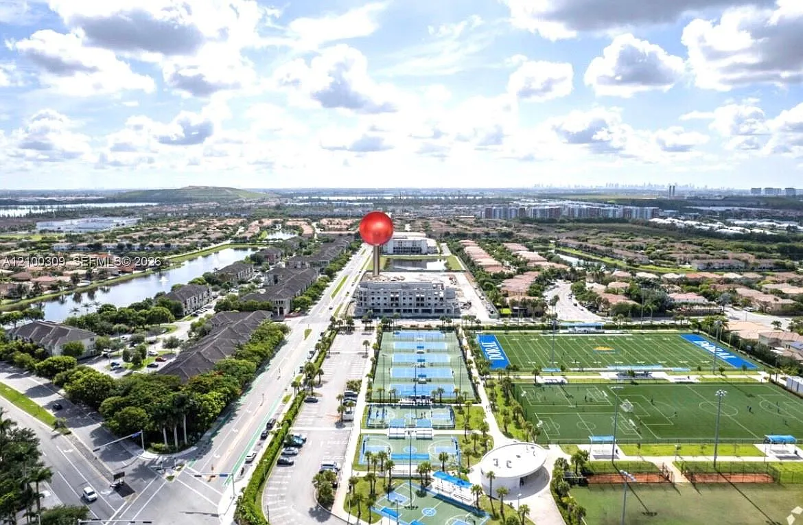 Islands At Doral 1st Addi — Photo 1