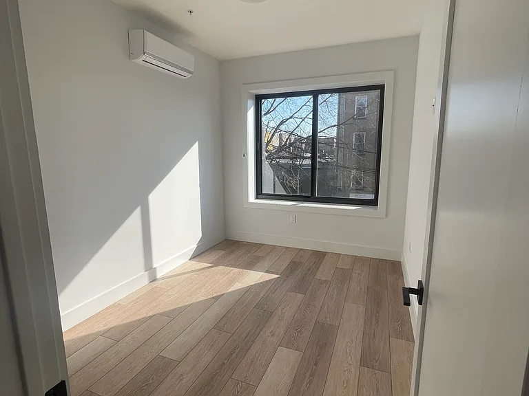 6800 Madison St #2R — Photo 4