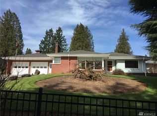 2 Cedar Gates Rd, Longview, WA 98632