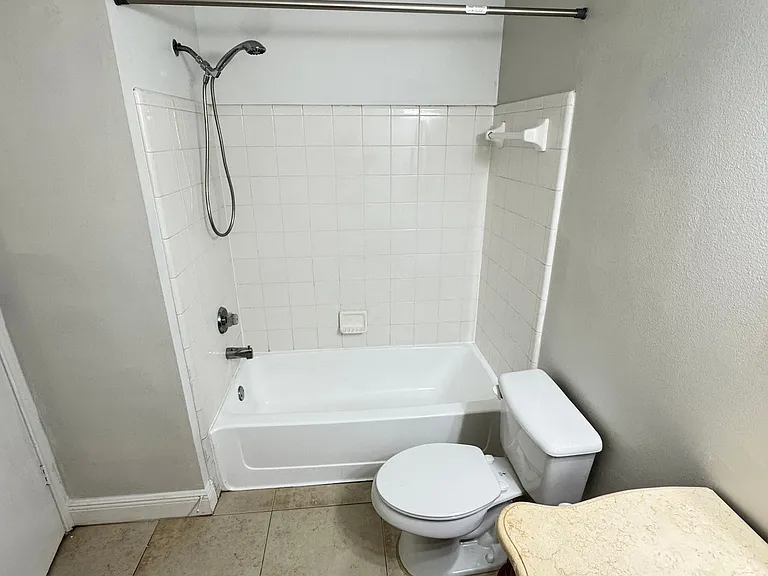 712 Secret Harbor Ln #100 — Photo 18