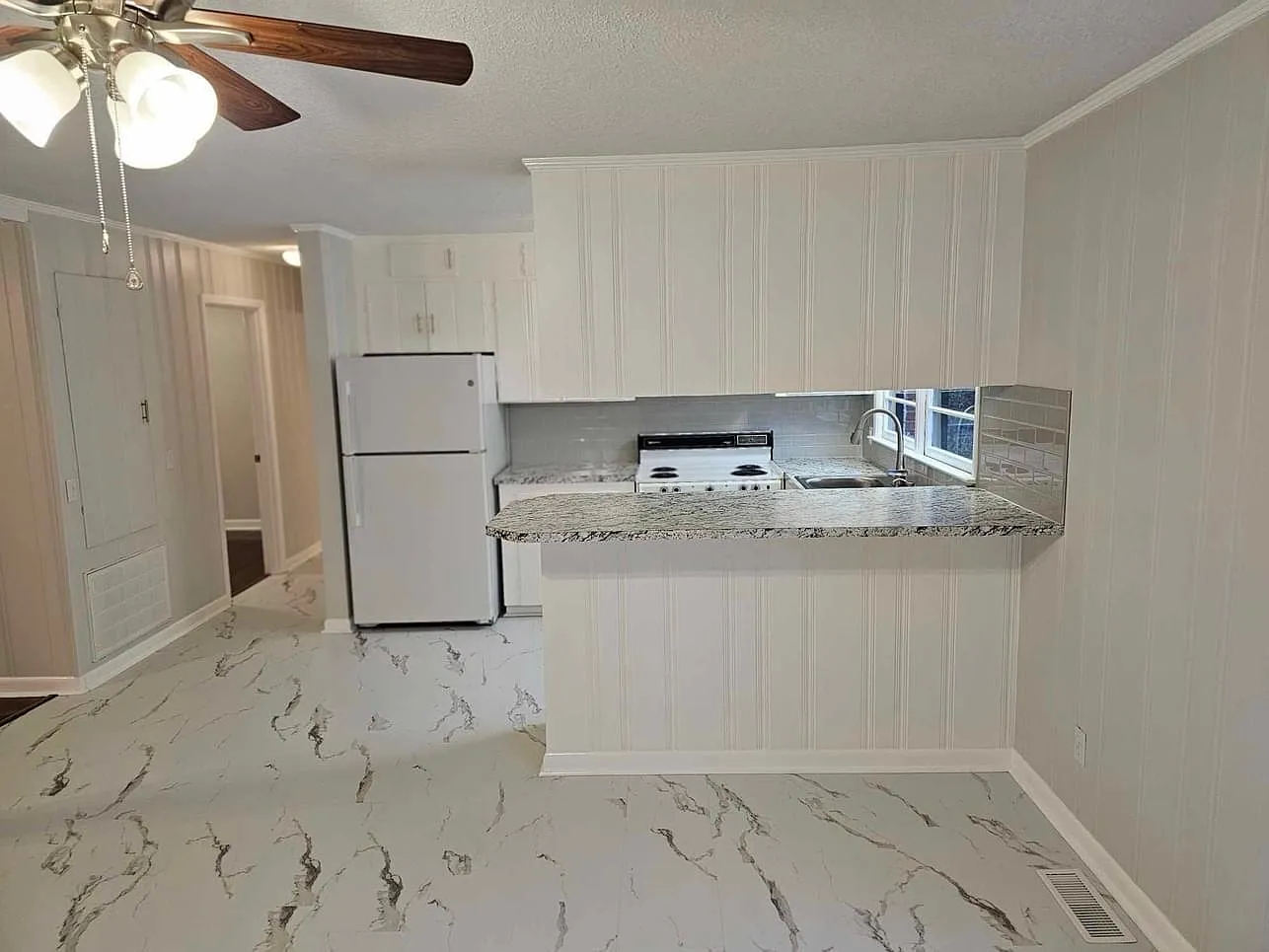 3 bed, 1.5 bath, 1134 sqft, $1,400 — Photo 4