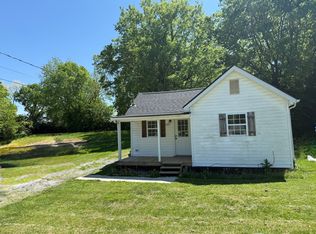 1206 W Walnut St, Danville, KY 40422