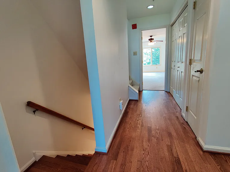 366 Bristol Cir — Photo 17