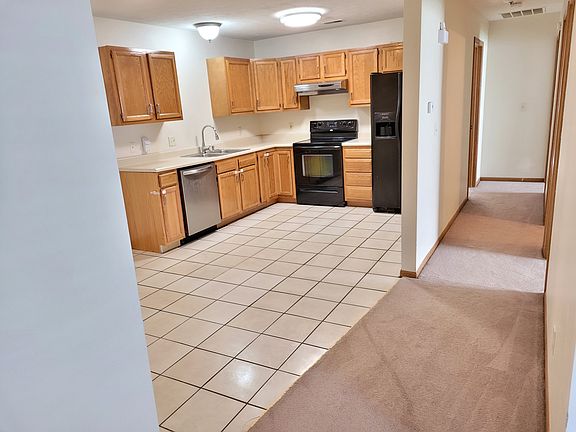 2nd image of 142 Westhaven Dr